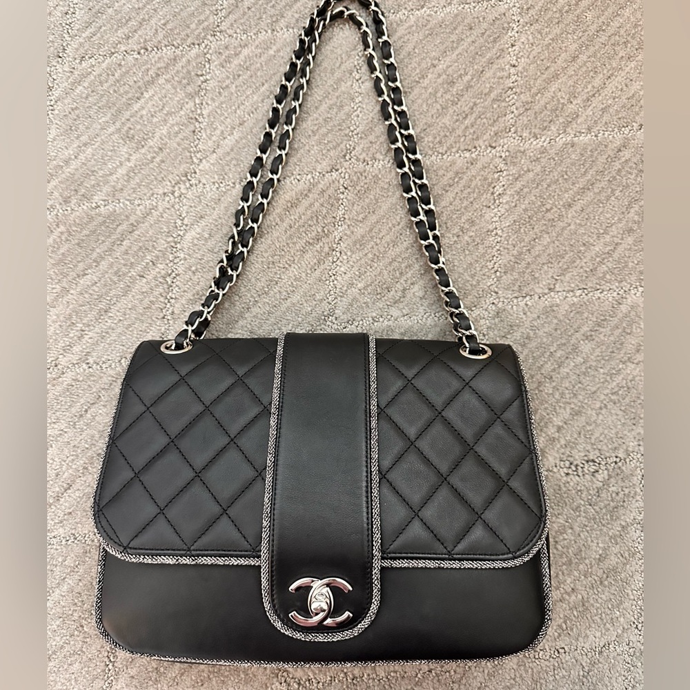 Chanel Elementary Chic Flap Bag Quilted Lambskin with Tweed Detail Medium Black
